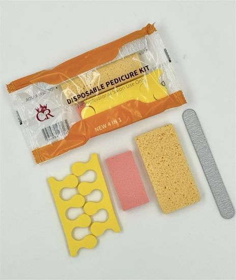 Picture of CROWN PEDICURE KIT WITH TOE SEPARATOR (SINGLE)