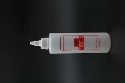 Picture of SOFT N STYLE LIQUID MONOMER SPRAY BOTTLE 8OZ