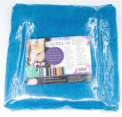 Picture of LAUREL 1.0 MANICURE TOWEL BRIGHT AQUA