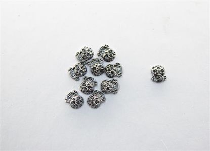 Picture of BLACK SKULL CHARMS 3