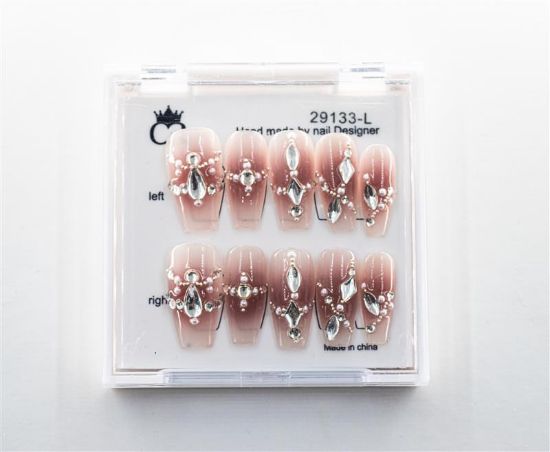 Picture of CROWN HAND PAINTED PRESS-ON NAILS - STYLE 29133