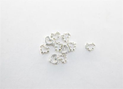 Picture of OPEN DIAMOND HEART CHARMS