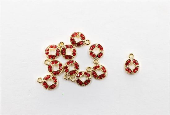 Picture of RED WREATH CHARMS