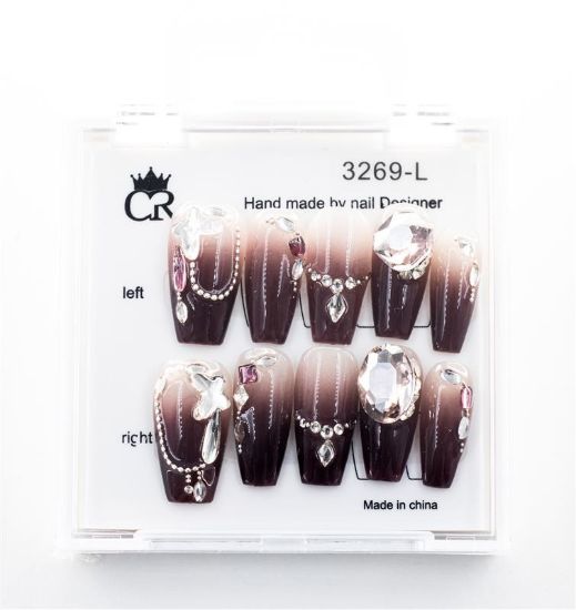 Picture of CROWN HAND PAINTED PRESS-ON NAILS - STYLE 3269