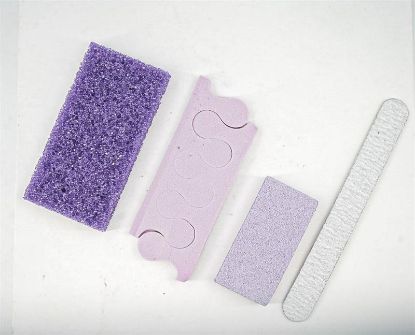 Picture of CROWN PEDICURE KIT 4PCS REGULAR PUMICE CASE OF 200 KITS VN
