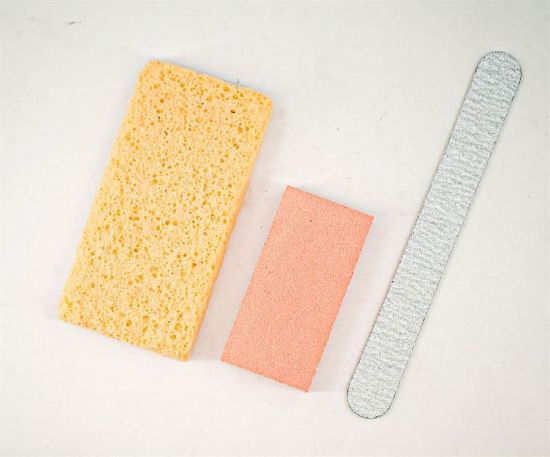Picture of CROWN PEDICURE KIT 3 PC YELLOW STONE CASE 200 KITS CN