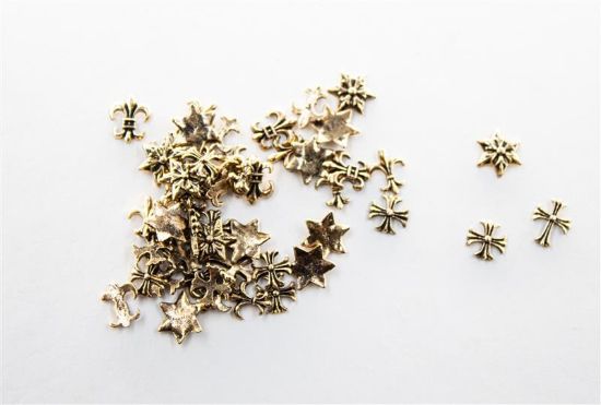 Picture of CHROME HEARTS CHARM - GOLD