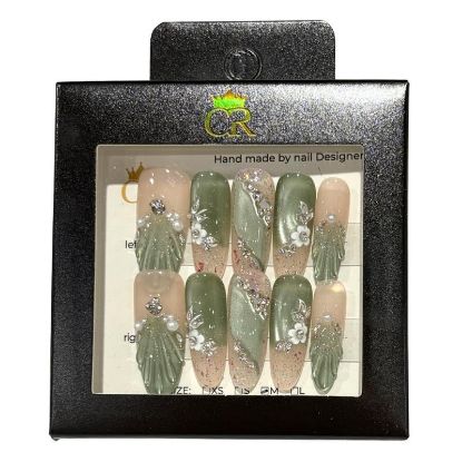 Picture of CROWN HAND PAINTED PRESS-ON NAILS STYLE B242