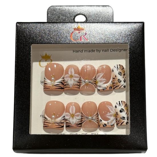 Picture of CROWN HAND PAINTED PRESS-ON NAILS STYLE B559