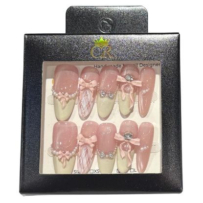 Picture of CROWN HAND PAINTED PRESS-ON NAILS STYLE GD2922