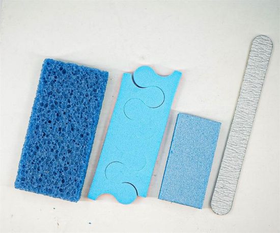Picture of CROWN PEDICURE KIT 4PCS BLUE STONE PUMICE WITH TOE SEPARATOR CASE OF 200 KITS (LIMIT 10 CASES)