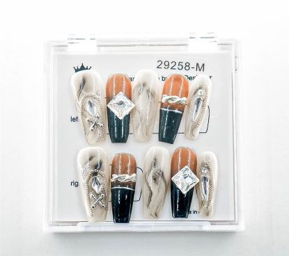 Picture of CROWN HAND PAINTED PRESS-ON NAILS - STYLE 29258