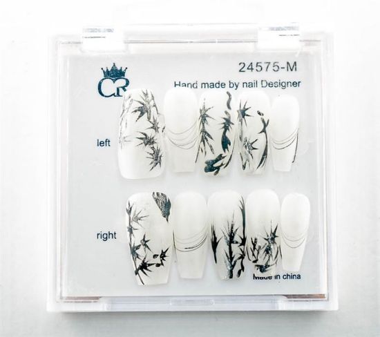 Picture of CROWN HAND PAINTED PRESS-ON NAILS - STYLE 24575