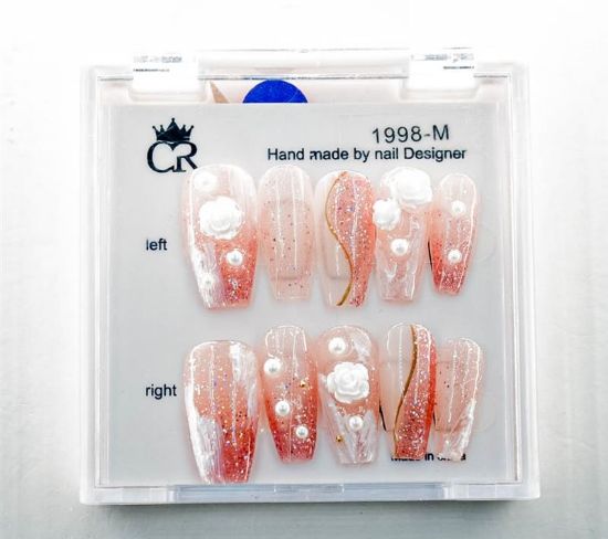 Picture of CROWN HAND PAINTED PRESS-ON NAILS - STYLE 1998