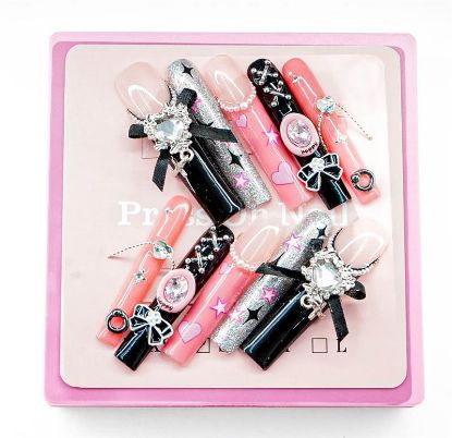 Picture of CROWN HAND PAINTED PRESS-ON NAILS EXTRA LONG - STYLE 18